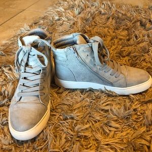Steve Madden high top sneaker, size 7.5